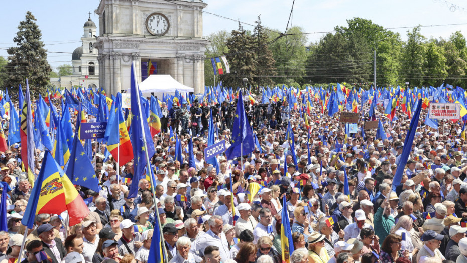 Desetine hiljada ljudi na skupu podrške evropskom putu vlade u Moldaviji