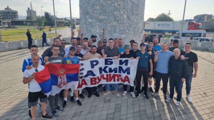 Danilo Vučić i Milan Radoičić obišli Srbe sa Kosova i Metohije koji pešače ka Beogradu