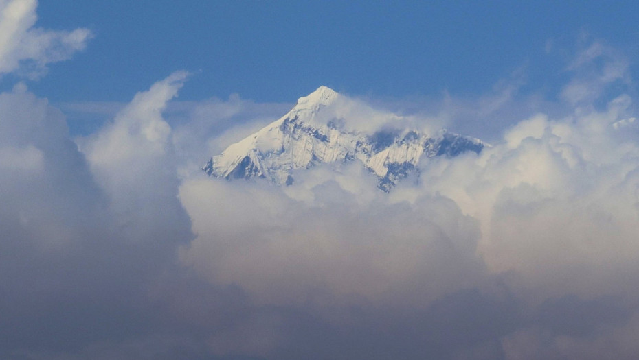 Zašto Mont Everest i dalje raste: Naučnici otkrili šta se krije iza stalnog povećanja najvišeg planinskog vrha