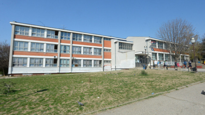 Snimak vršnjačkog nasilja u školi u Mirijevu, direktor navodi da su preduzete mere