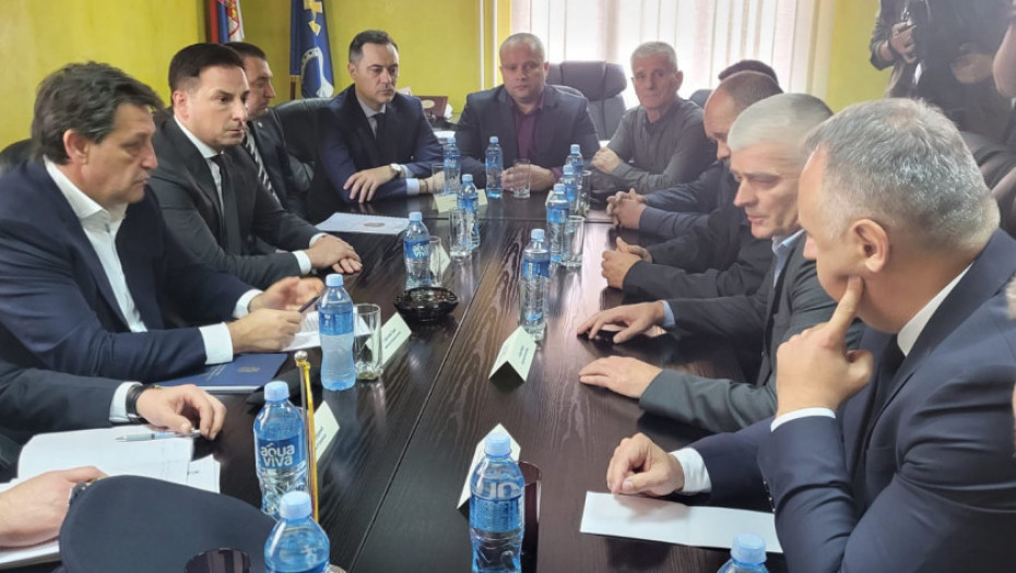 Gašić u Priboju, sastao se sa predstavnicima lokalne samouprave