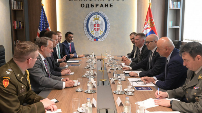Ministar Vučević sa delegacijom američkog Senata: Značajan napredak u međusobnim odnosima na polju odbrane
