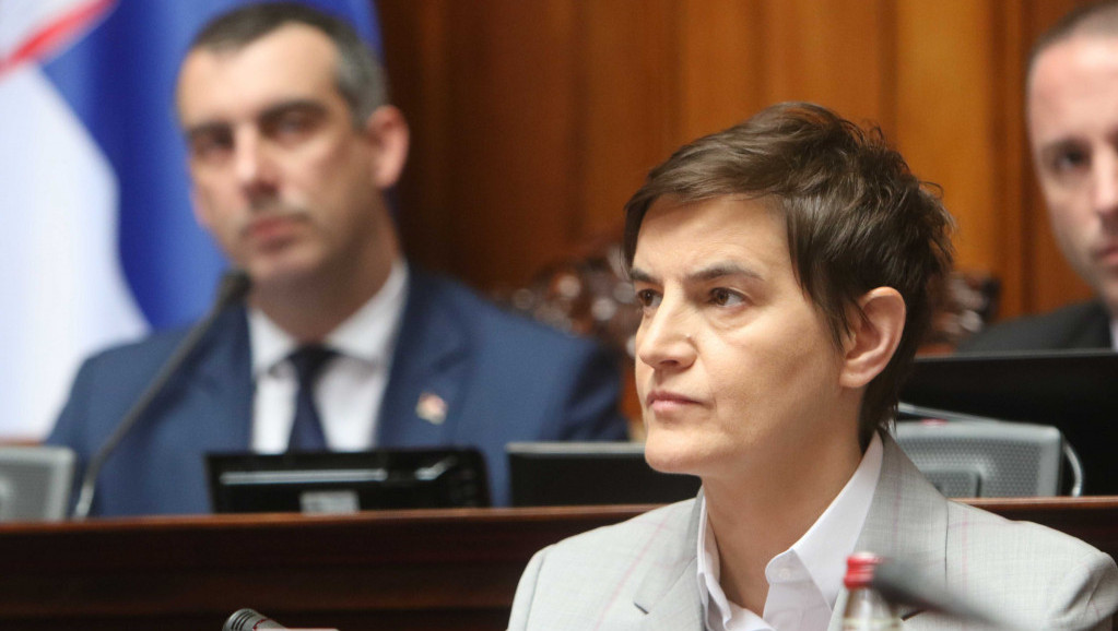 Brnabić: Niko u javnom preduzeću nije dobio otkaz zbog odlaska na protest opozicije