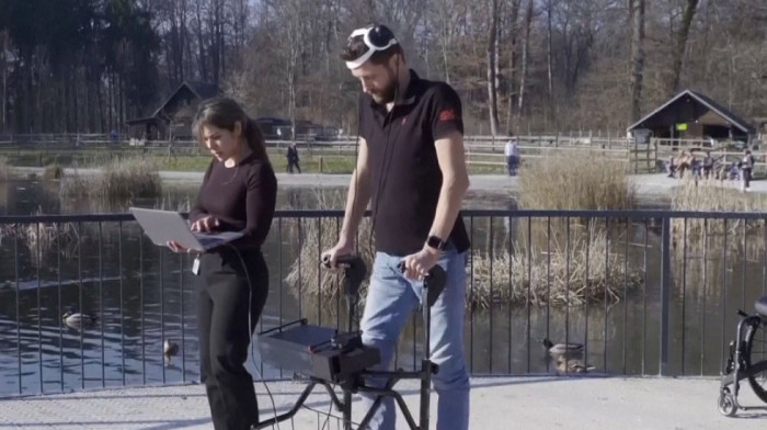 "Naučna fantastika postala stvarnost": Holanđanin ustao iz invalidskih kolica zahvaljujući revolucionarnim implantima