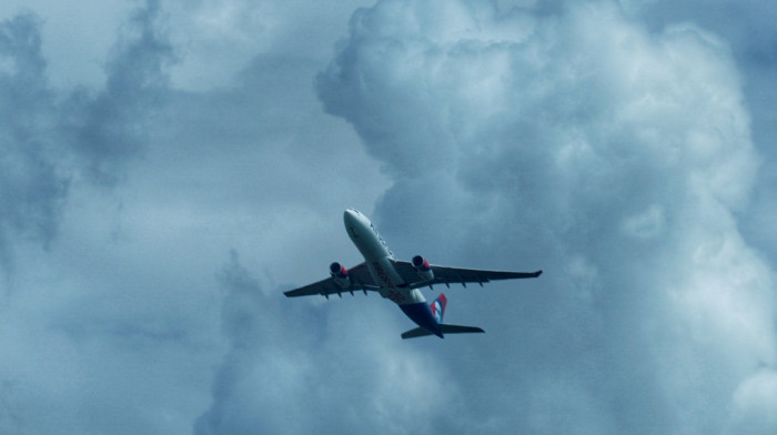 Sastanak radne grupe: Traži se rešenje za smanjenje buke koju uzrokuju avioni sa aerodroma "Nikola Tesla"