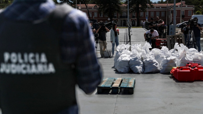 Portugalska policija zaplenila tonu kokaina, presreli letelicu za koju se sumnja da je korišćena za transport