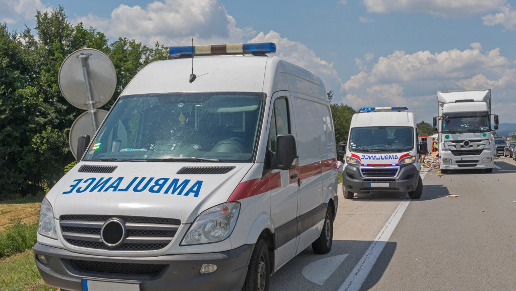Teška saobraćajna nesreća na auto-putu "9. januar" u Republici Srpskoj: Tri osobe poginule, dve povređene