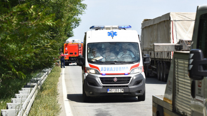 Noć u Beogradu: Teško povređeni motociklisti kod Plavog mosta