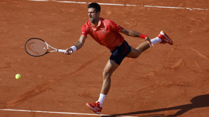 Nezaustavljivi Novak Đoković pobedio Hačanova i plasirao se u polufinale Rolan Garosa