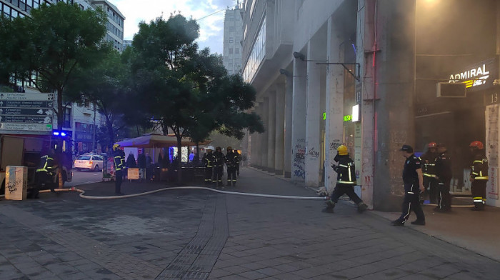 Nekoliko povređenih u požaru u centru Beograda