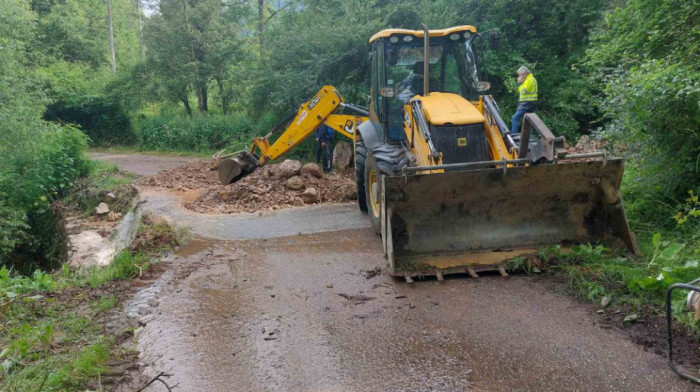 U Babušnici u toku sanacija posledica bujičnih vodotokova: Putevi prohodni za terenska vozila, pet sela bez vode za piće