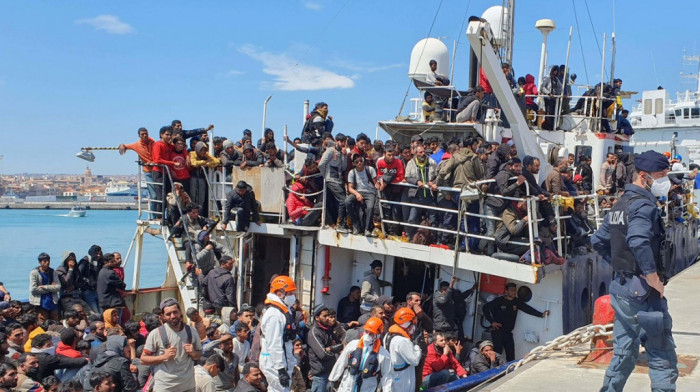 Komitet Saveta Evrope kritikovao "nehuman" tretman migranata u centrima u Italiji