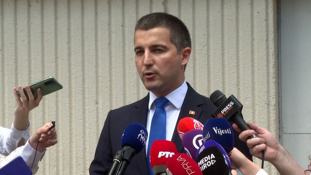 Bečić: Prvo izbor predsednika parlamenta, pa nova Vlada Crne Gore