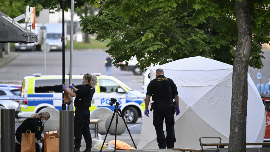 Dve osobe poginule, a dve ranjene u pucnjavi u Stokholmu
