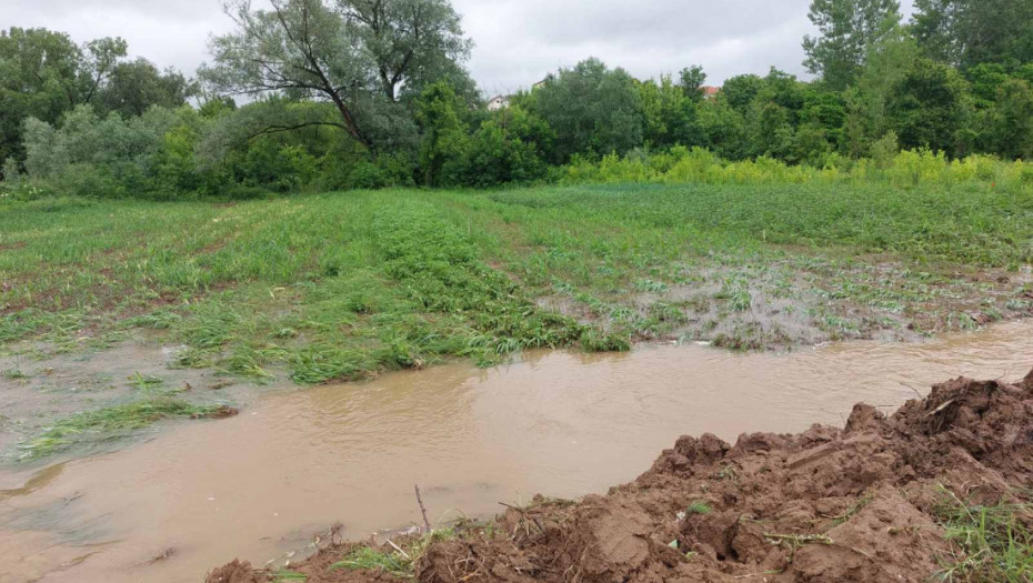 U Svilajncu se izlila Trstena, vanredna situacija u Sokobanji