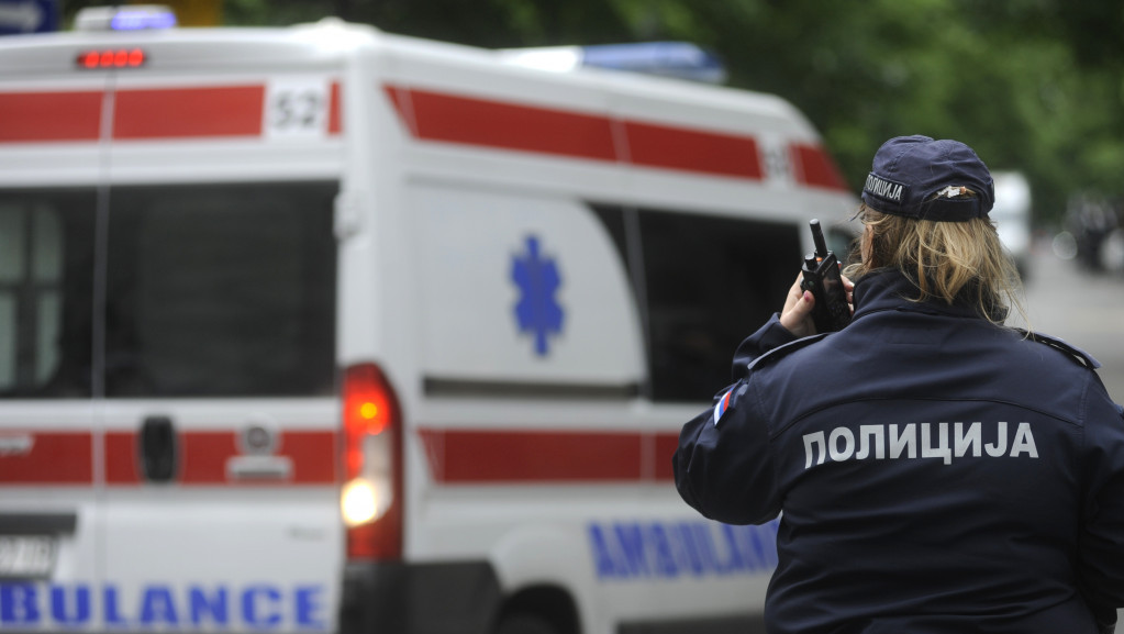 Teška saobraćajna nesreća kod Magliča: Sudarili se automobil i autobus, četvoro dece prebačeno u kraljevačku bolnicu