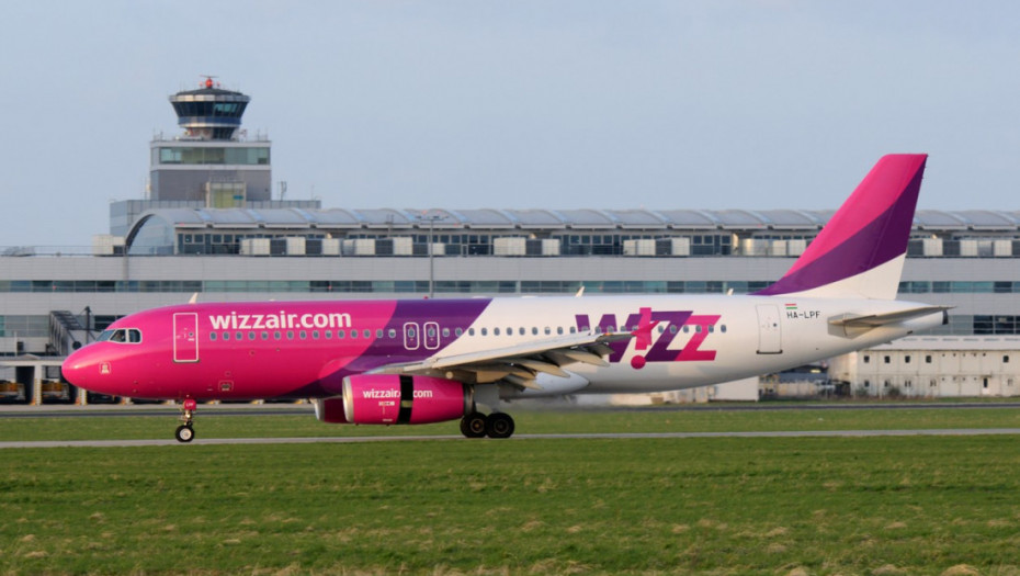 Avion kompanije Viz er sleteo u Budimpešti zbog dima u kabini