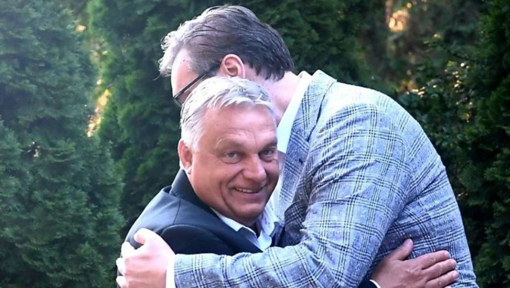 Vučić dočekao Orbana: Sa iskrenim prijateljima i pratnerima sve je moguće