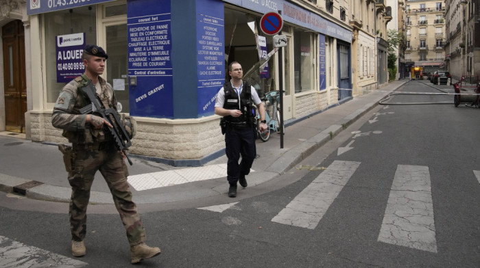 Istaga protiv policajca koji je u Parizu ubio mladića od 17 godina