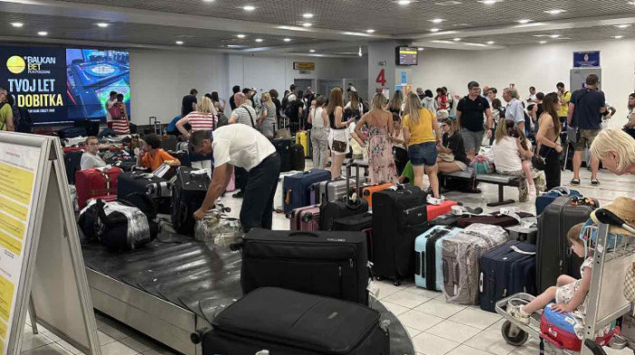 Turisti iz Srbije strahuju od problema sa čarter letovima: Kašnjenja sve češća, prete li i otkazivanja