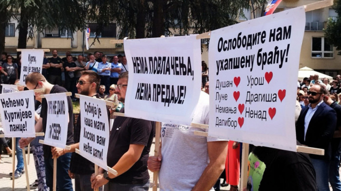 Srbi sa severa pročitali Vidovdansku deklaraciju: "Ukoliko se zulum nastavi, bićemo prinuđeni da odgovorimo"