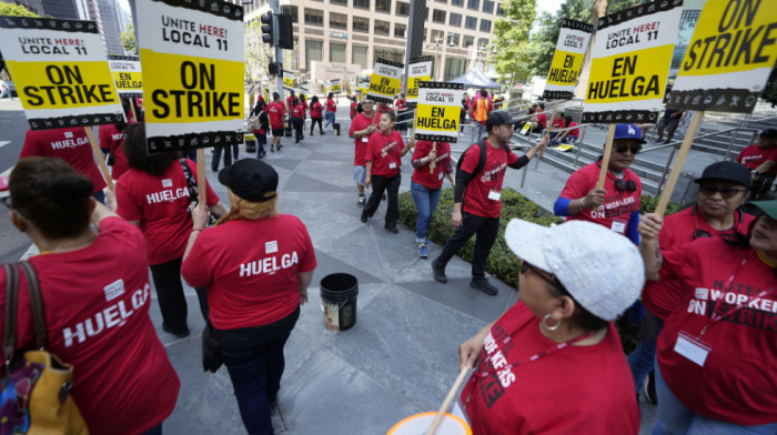 Hiljade hotelskih radnika u Los Anđelesu u štrajku, među zahtevima i osnivanje stambenog fonda