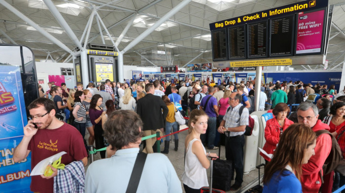 Turiste u Evropi čeka "izazovno" leto: Putnici upozoreni na haos na aerodromima, kritične tačke i Beograd i Zagreb