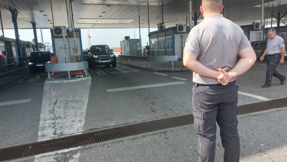 Na graničnom prelazu Đerdap zaplenjeno mnoštvo lekova i derivati kanabisa