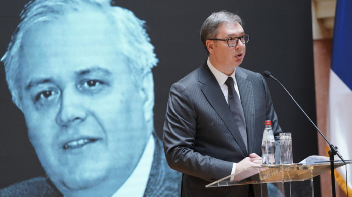 Vučić: Milutinović je bio jedna od najmarkantnijih ličnosti SPS-a