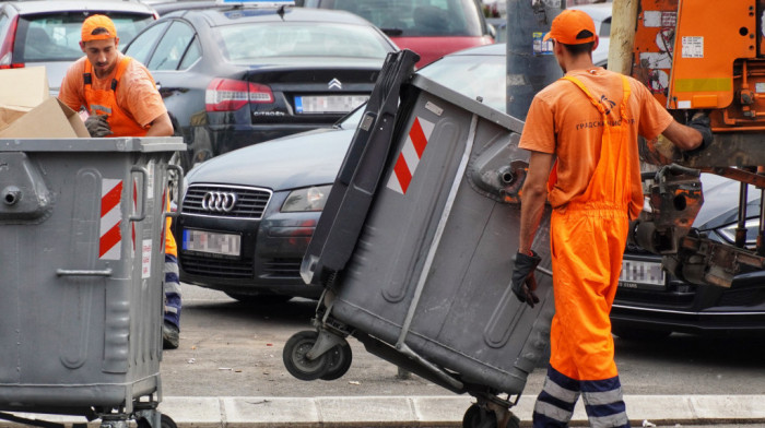 JKP Čistoća: Građani da ne bacaju građevinski materijal u kante za komunalni otpad