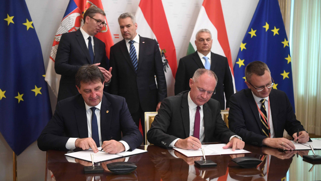 Gašić potpisao Memoradum o jačanju saradnje sa Austrijom i Mađarskom