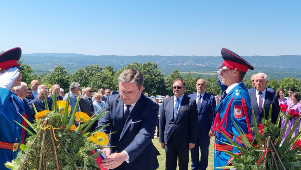 Selaković položio venac i odao počast poginulima iz ustanka Nevesinjske puške