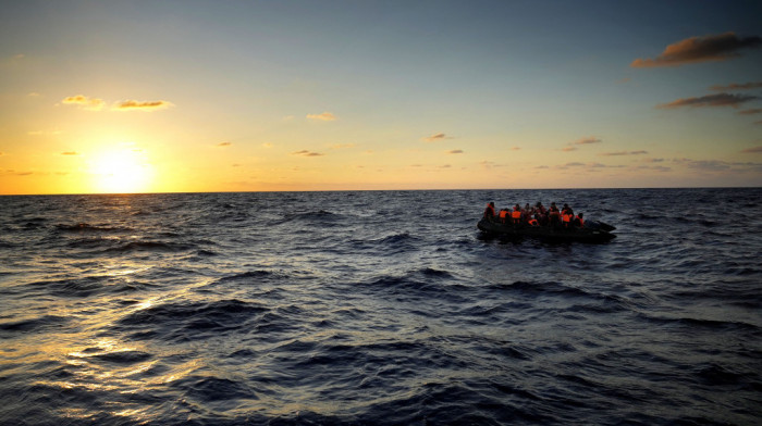 Brod sa migrantima potonuo kod Tunisa: Poginule četiri, nestala 51 osoba