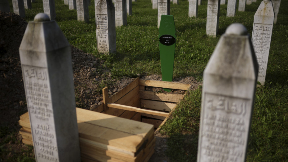 Potočari: Počela komemoracija povodom 31. godišnjice stradanja Bošnjaka u Srebrenici