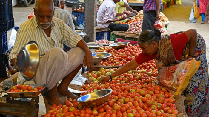 Cene skočile za 400 odsto: Kilogram paradajza u Indiji košta više nego litar benzina