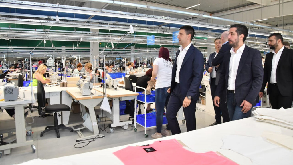 Momirović: Srbija može da bude lider u tekstilnoj industriji u regionu