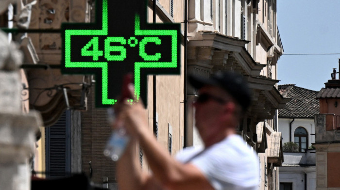Turisti zbog ekstremnih vrućina sve češće letuju u zemljama sa hladnijom klimom