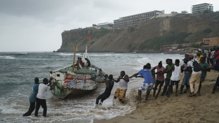 Utopilo se najmanje 17 migranata kada se prevrnuo čamac kod obala Senegala