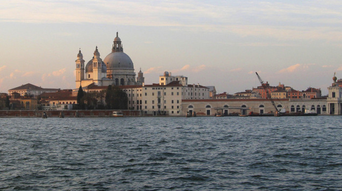 Venecija od aprila 2024. testira uvođenje dnevnih ulaznica u grad