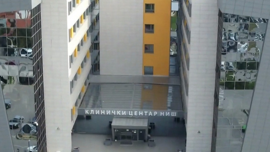 Urgentni centar u Nišu: Zbog incidenata tokom protesta primljeno šest osoba, pacijentkinja zadržana zbog potresa mozga
