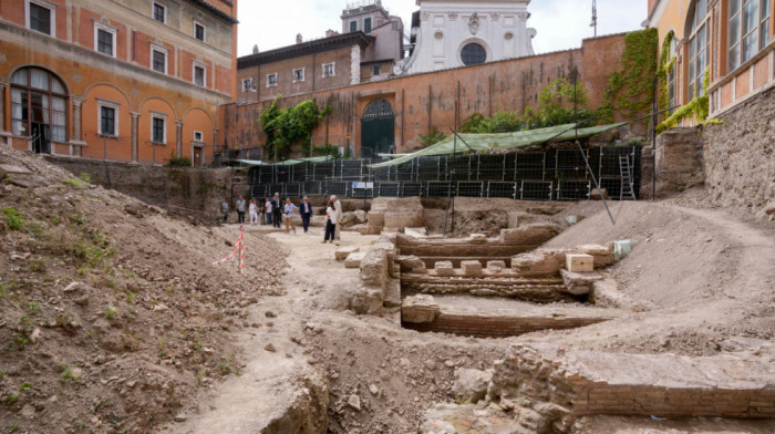 Otkrivene ruševine drevnog Neronovog pozorišta u Rimu