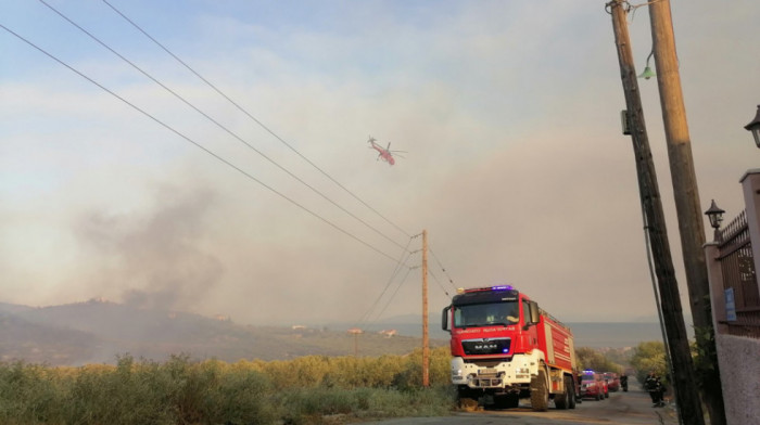 Smiruje se situacija u Grčkoj: Požari na Rodosu stavljeni pod kontrolu, meštani se polako vraćaju kući