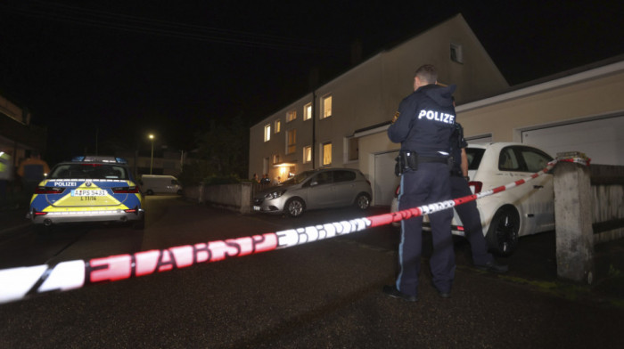 Pucnjava u zgradi i frizerskom salonu u Nemačkoj: Četiri osobe teško povređene, policija traga za napadačem