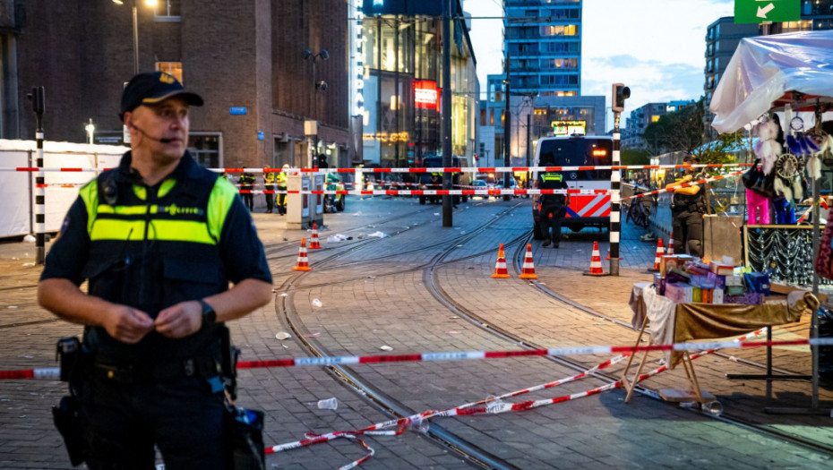 Pucnjava tokom karnevala u Roterdamu, tri osobe ranjene