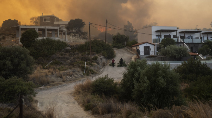 U Grčkoj zbog požara evakuisano još pet sela na severoistočnoj granici sa Turskom