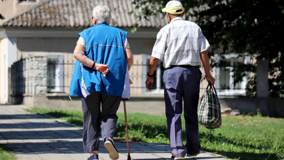 Hoće li Srbija uvesti socijalne penzije: Mogu li stariji bez radnog staža dobiti neka primanja?