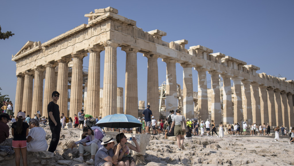 Grčka uvodi dnevno ograničenje za broj turista koji posećuju Akropolj, uskoro isti princip i za ostala nalazišta