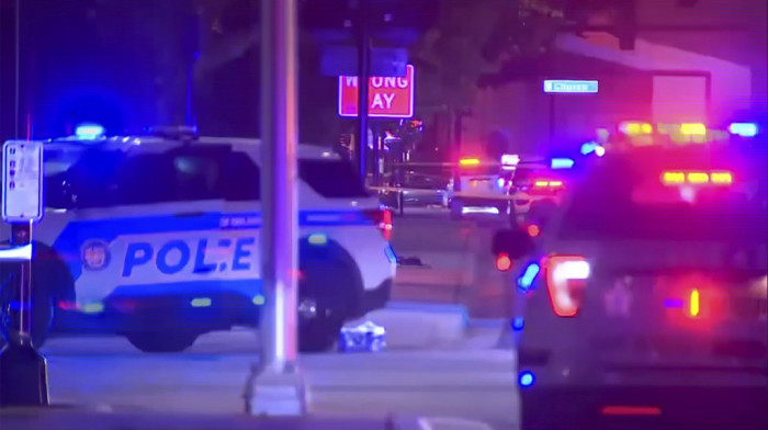 Pucnjava u Orlandu na Floridi , likvidiran napadač na dvojicu policajca