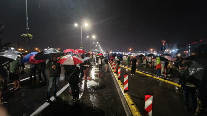Završen novi protest opozicije "Srbija protiv nasilja" u Beogradu: Posle četiri sata pušten saobraćaj na mostu Gazela