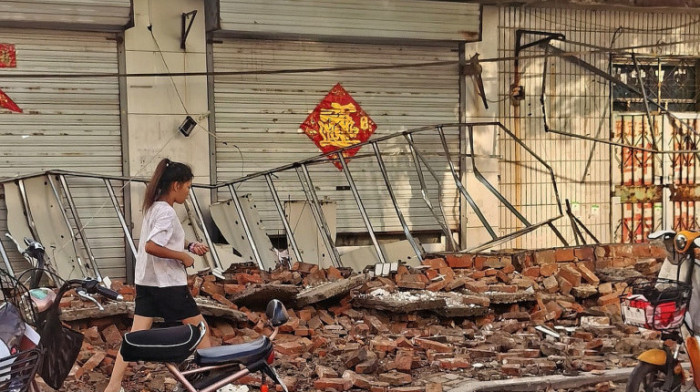 Zemljotres jačine 5,5 stepeni pogodio Kinu: Povređena 21 osoba, srušeno više od 120 objekata